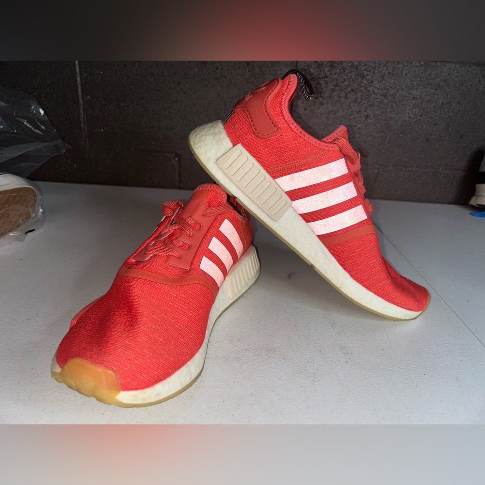 Adidas Womens WMNS NMD_R1 'Trace Scarlet' CQ2014 (US WMNS Size 10 MENS Size 8.5) - Picture 8 of 11
